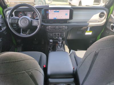 2026 Jeep Wrangler — photo 17 view