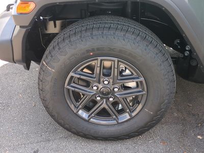 2026 Jeep Wrangler — photo 11 view