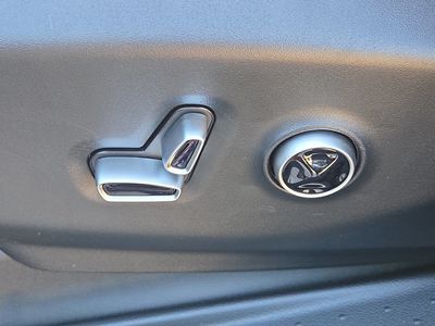 2026 Chrysler Pacifica — photo 21 view