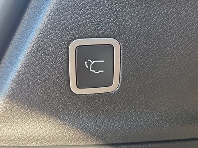 2026 Chrysler Pacifica — photo 14 view