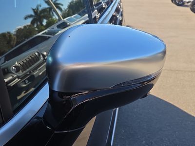 2026 Chrysler Pacifica — photo 12 view