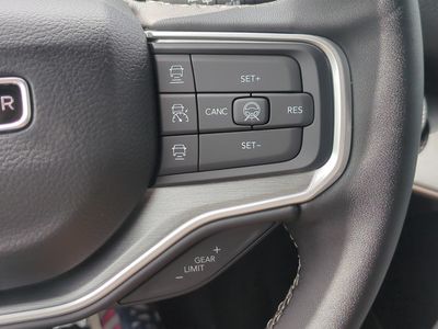 2026 Jeep Grand Wagoneer - Photo 28