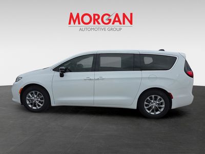 2026 Chrysler Pacifica - Photo 8