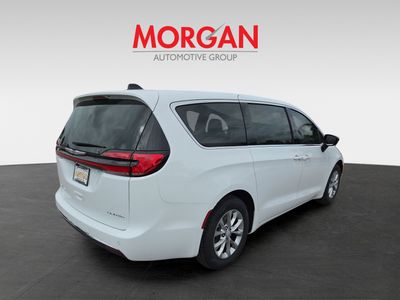 2026 Chrysler Pacifica - Photo 5