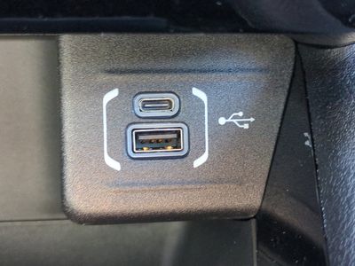2026 Jeep Compass — photo 22 view