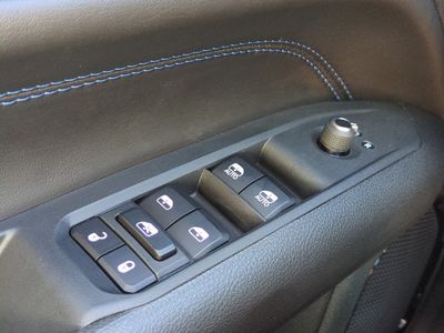 2026 Jeep Compass — photo 24 view