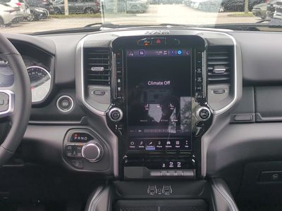 2026 Ram 1500 — photo 18 view