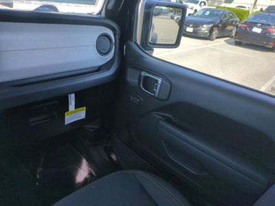 2026 Jeep Wrangler - Photo 17