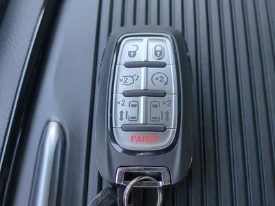 2026 Chrysler Pacifica - Photo 33
