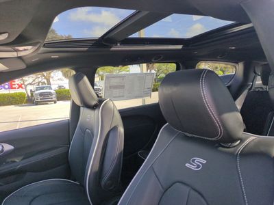 2026 Chrysler Pacifica - Photo 22