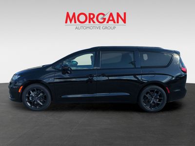 2026 Chrysler Pacifica - Photo 8