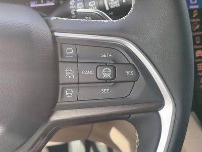 2026 Jeep Grand Cherokee — photo 28 view
