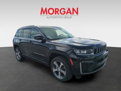 2026 Jeep Grand Cherokee — side profile view