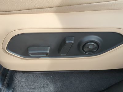2026 Jeep Grand Cherokee — photo 21 view
