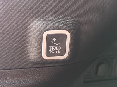 2026 Jeep Grand Cherokee — photo 14 view