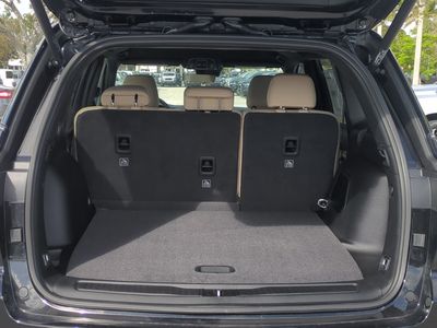 2026 Jeep Grand Cherokee — photo 13 view