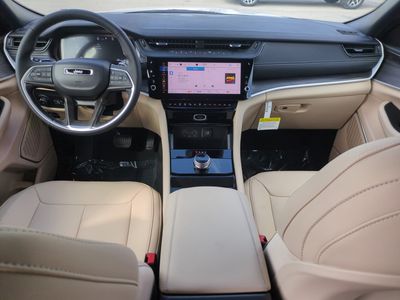 2026 Jeep Grand Cherokee — photo 16 view