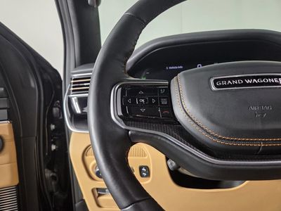 2025 Jeep Grand Wagoneer - Photo 15
