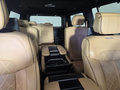 2025 Jeep Grand Wagoneer - Photo 37