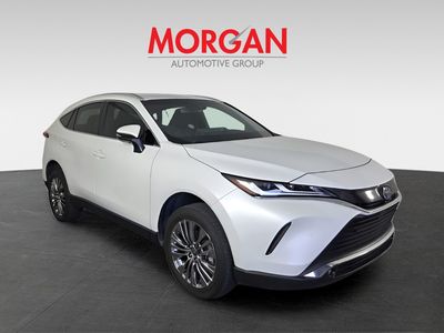 2024 Toyota Venza - Photo 2