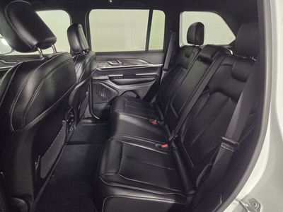 2025 Jeep Grand Cherokee - Photo 23