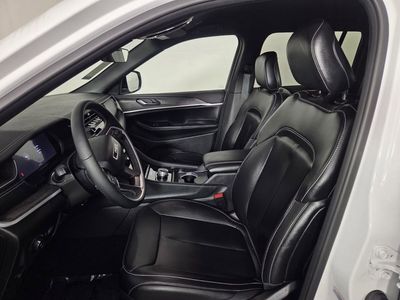 2025 Jeep Grand Cherokee - Photo 9