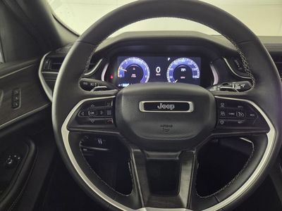 2025 Jeep Grand Cherokee - Photo 16