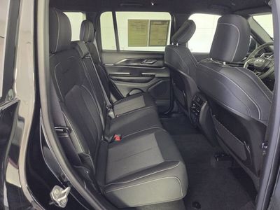 2025 Jeep Grand Cherokee - Photo 31