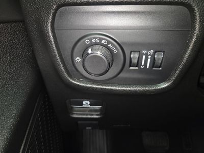 2025 Jeep Grand Cherokee - Photo 22