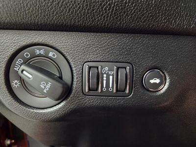 2021 Dodge Challenger - Photo 19