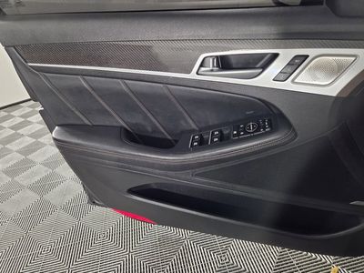 2018 Genesis G80 - Photo 21