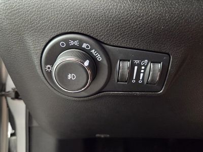 2025 Jeep Compass - Photo 21