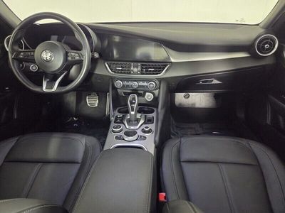 2024 Alfa Romeo Giulia - Photo 32