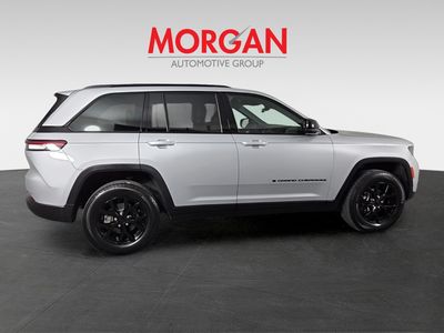 2025 Jeep Grand Cherokee - Photo 4