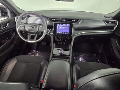 2025 Jeep Grand Cherokee - Photo 28