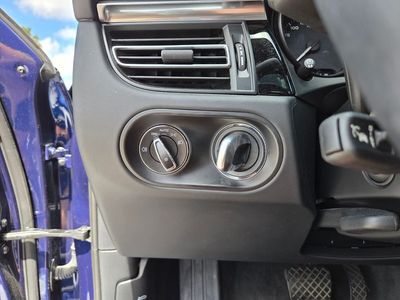 2024 Porsche Macan - Photo 21