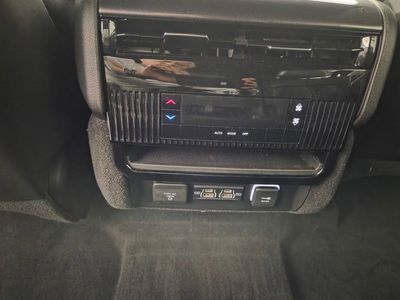 2022 Jeep Wagoneer - Photo 26