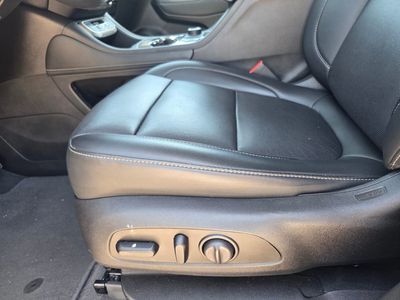 2022 GMC Acadia - Photo 13