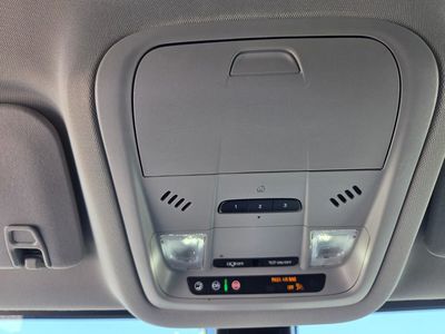 2022 GMC Acadia - Photo 16