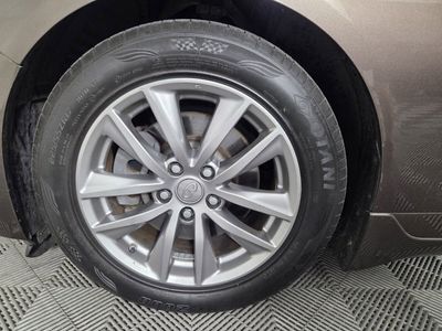 2014 INFINITI Q50 - Photo 10