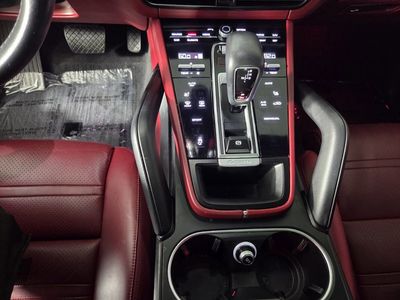 2019 Porsche Cayenne - Photo 15
