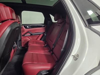 2019 Porsche Cayenne - Photo 27