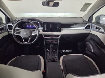 2025 Volkswagen Taos - Photo 28
