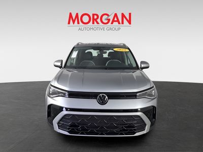2025 Volkswagen Taos - Photo 3