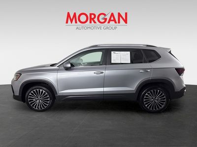 2025 Volkswagen Taos - Photo 9