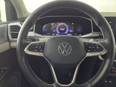 2025 Volkswagen Taos - Photo 18