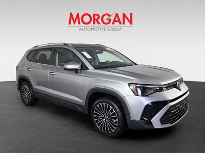 2025 Volkswagen Taos - Photo 2