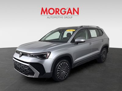 2025 Volkswagen Taos - Photo 4