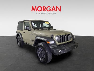 2025 Jeep Wrangler - Photo 2