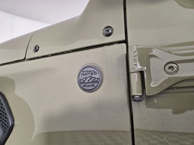 2025 Jeep Wrangler - Photo 11